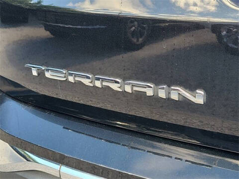 2023 GMC Terrain SLT