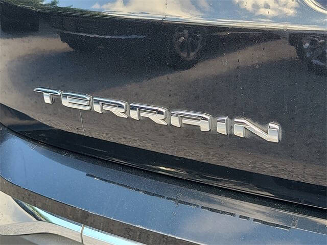 2023 GMC Terrain SLT