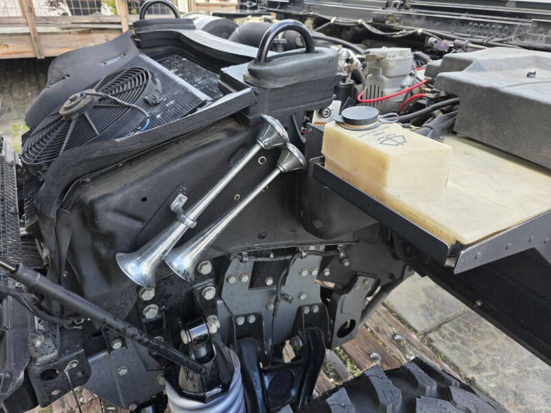 1999 AM General Hummer