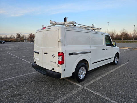 2018 Nissan NV 1500 SV