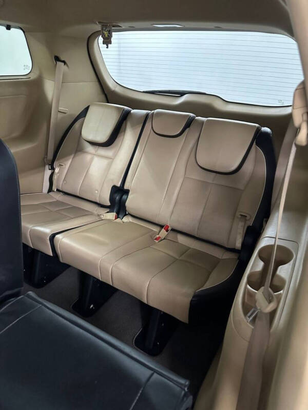 2017 Kia Sedona LX