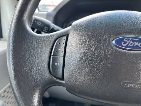 2011 Ford E-Series E-150