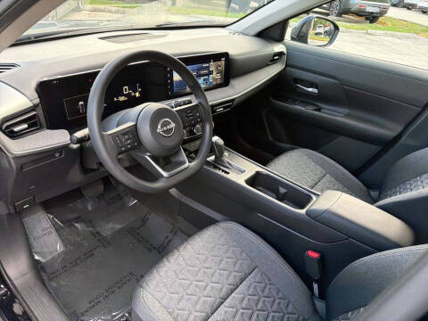 2025 Nissan Kicks SV