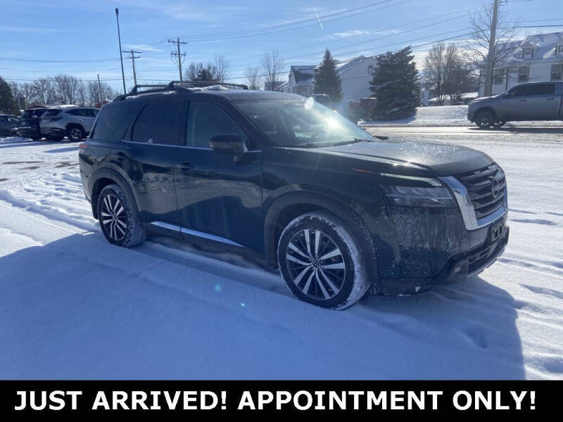 2022 Nissan Pathfinder Platinum