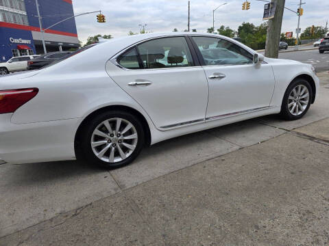 2010 Lexus LS 460