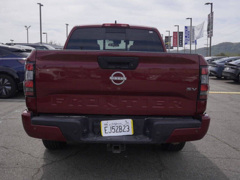 2023 Nissan Frontier SV