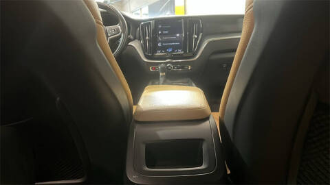 2018 Volvo XC60 T6 Momentum