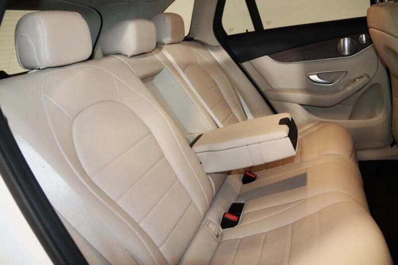 2021 Mercedes-Benz GLC GLC 300 4MATIC