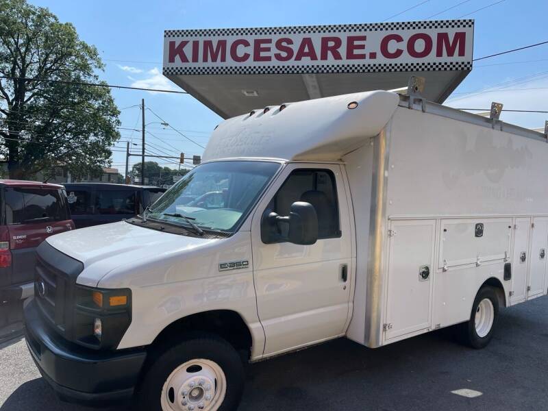 2008 Ford E-Series Chassis for sale at KIM CESARE AUTO SALES in Pen Argyl PA