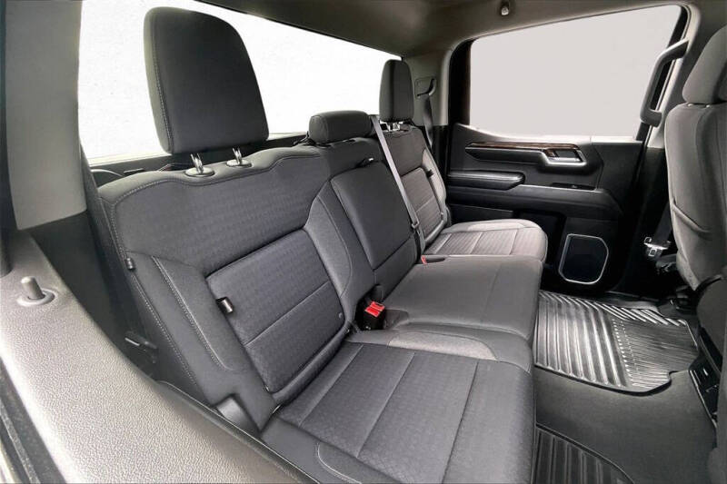 2022 GMC Sierra 1500 Elevation Standard