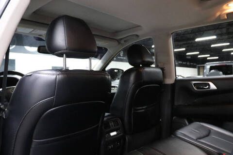 2020 Nissan Pathfinder Platinum