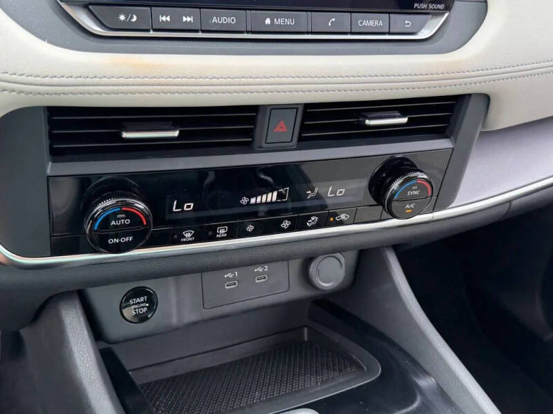 2024 Nissan Rogue SV