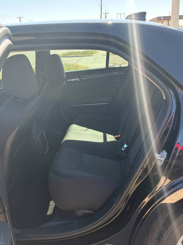 2018 Chrysler 300 Touring