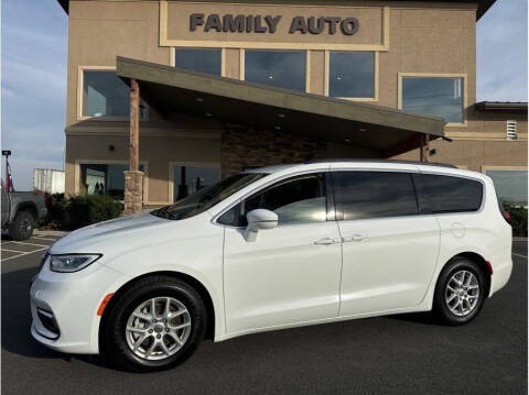 2022 Chrysler Pacifica for sale at Moses Lake Family Auto Center in Moses Lake WA