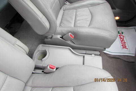 2003 Mazda MPV ES