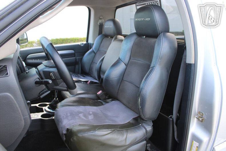 2005 Dodge Ram 1500 SRT-10