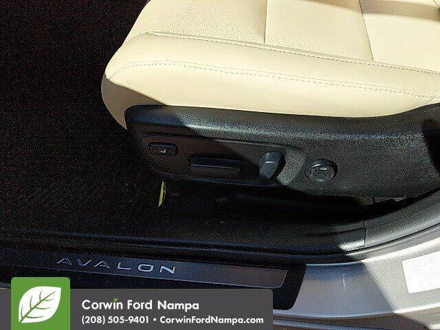 2014 Toyota Avalon Limited