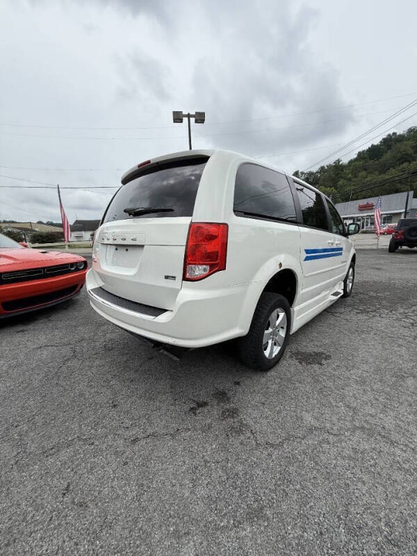 2013 Dodge Grand Caravan American Value Package