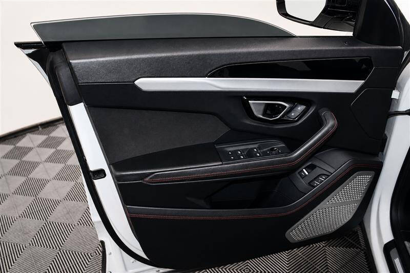 2019 Lamborghini Urus