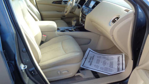 2015 Nissan Pathfinder SL