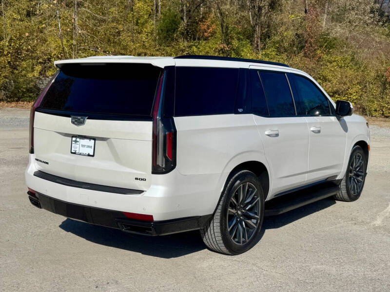 2022 Cadillac Escalade Sport Platinum