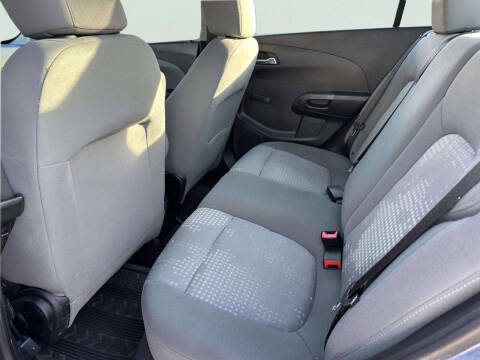 2012 Chevrolet Sonic LS