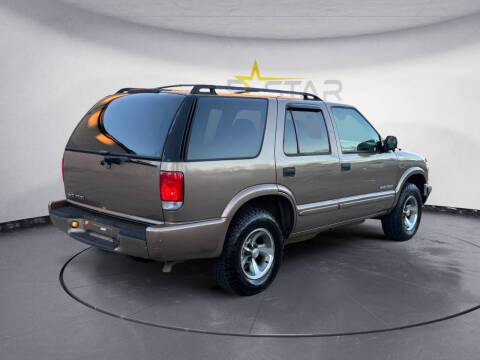 2004 Chevrolet Blazer LS