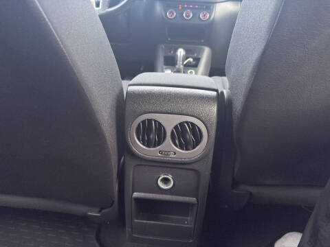 2018 Volkswagen Tiguan Limited 2.0T 4Motion