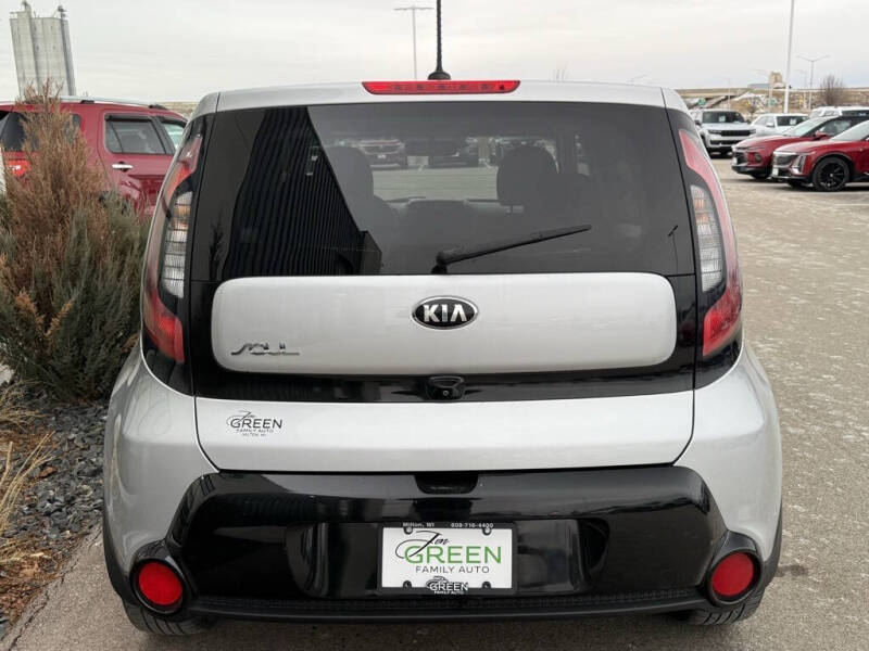 2016 Kia Soul +