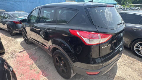 2016 Ford Escape S