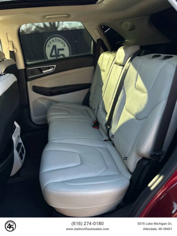 2019 Ford Edge Titanium