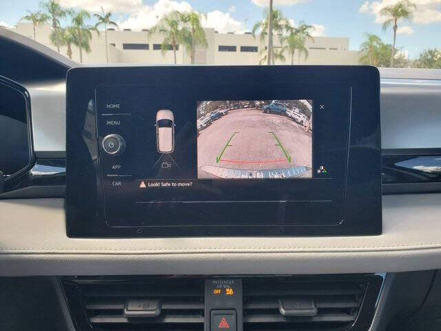 2025 Volkswagen Taos S