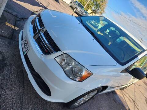 2014 Dodge Grand Caravan for sale at Geareys Auto Sales of Sioux Falls, LLC in Sioux Falls SD