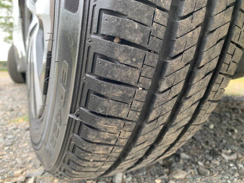 2020 Toyota Prius LE AWD-e