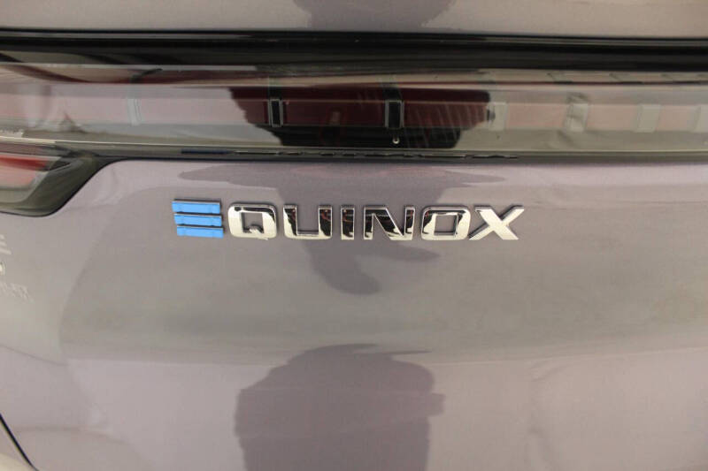 2025 Chevrolet Equinox EV LT 2