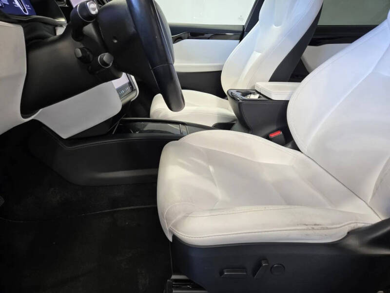 2020 Tesla Model X