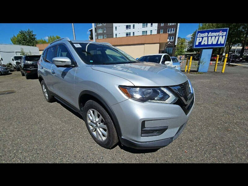 2017 Nissan Rogue SV
