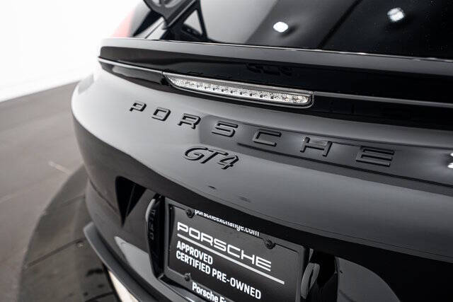 2016 Porsche Cayman GT4
