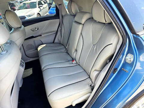 2012 Toyota Venza LE