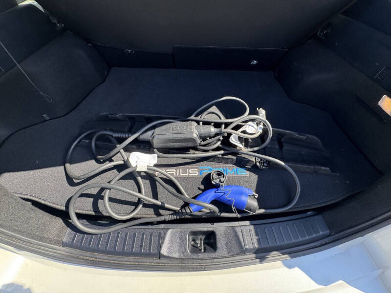 2017 Toyota Prius Prime Plus