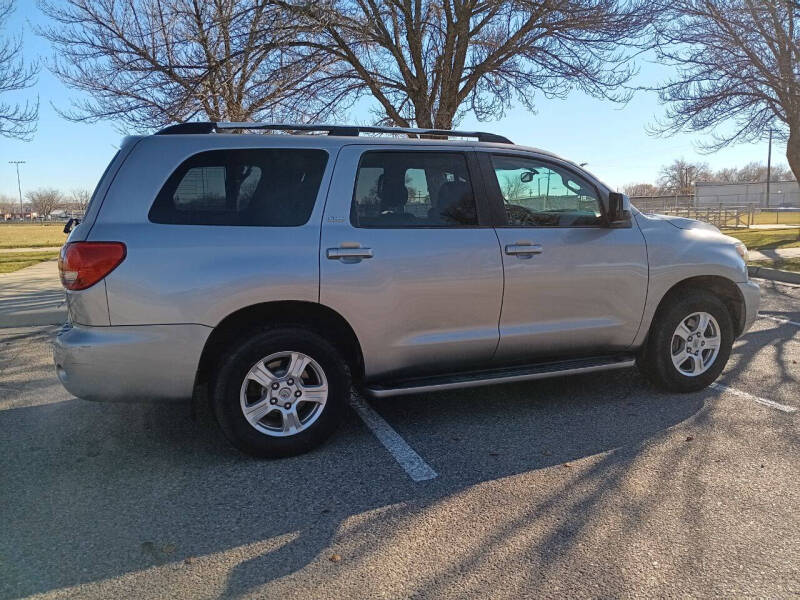 2008 Toyota Sequoia SR5