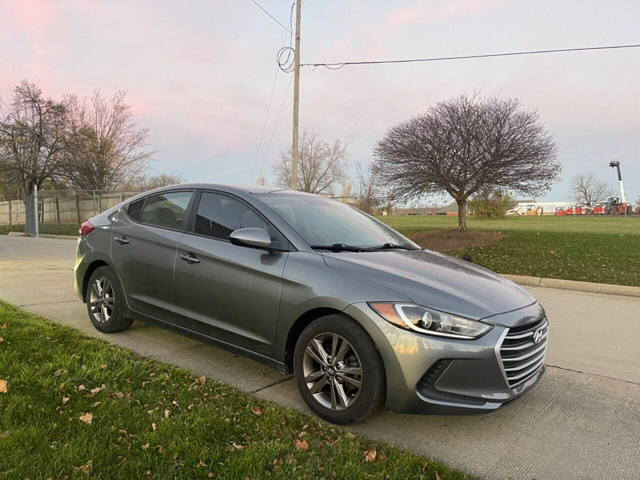 2017 Hyundai ELANTRA SE