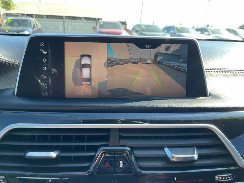 2017 BMW 7 Series 750i