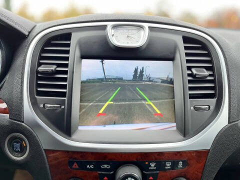 2012 Chrysler 300 Limited