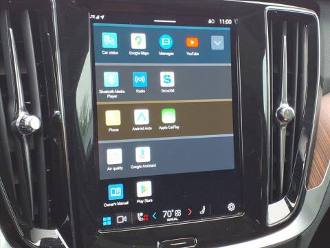 2025 Volvo V60 Cross Country B5 Plus