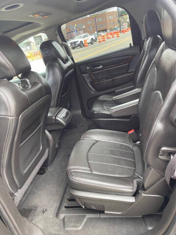 2014 GMC Acadia Denali