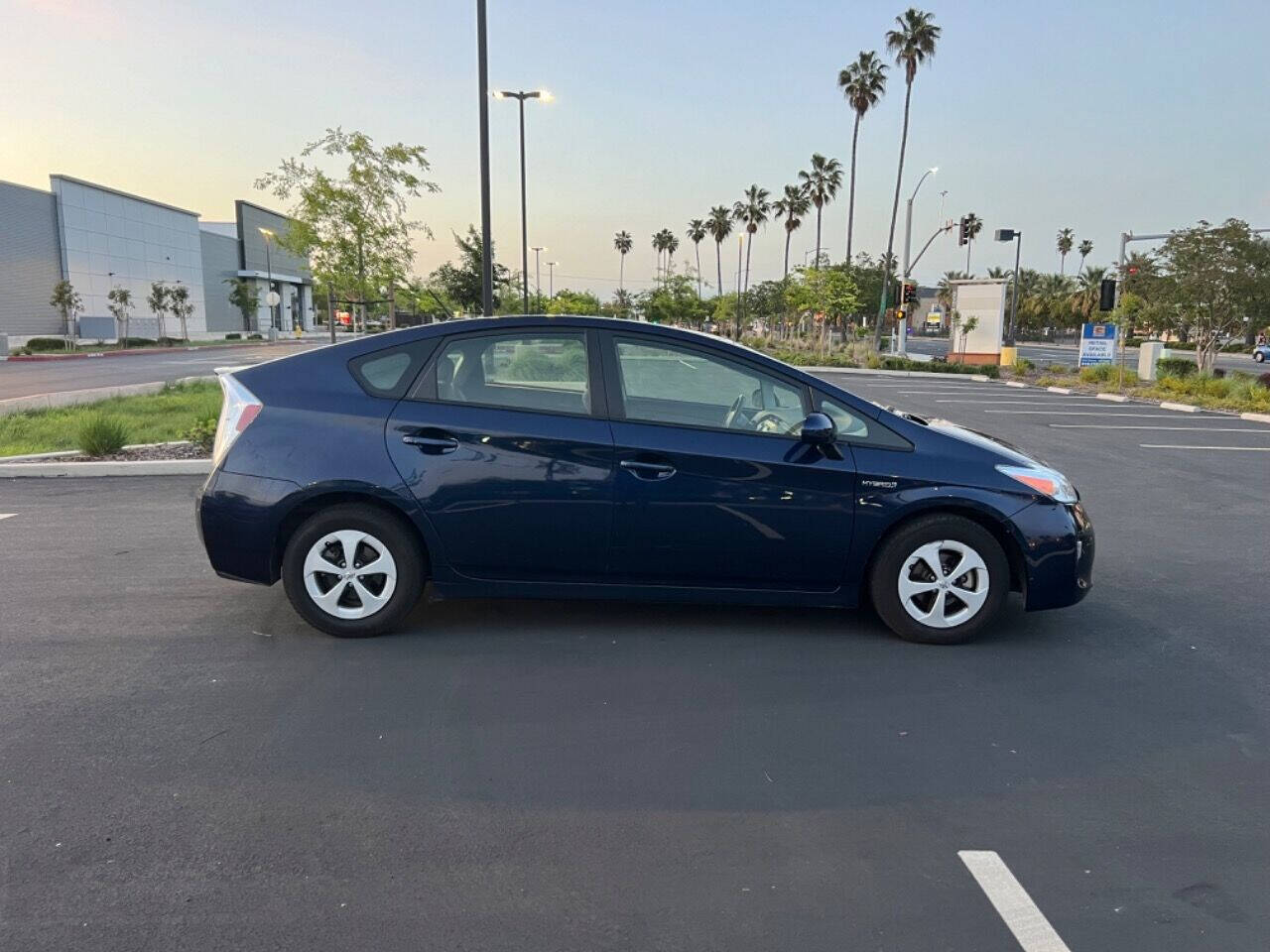 2014 Toyota Prius for sale at Barakat Auto Sales LLC in Sacramento, CA