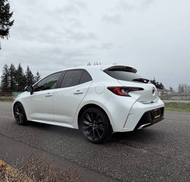 2025 Toyota Corolla Hatchback XSE