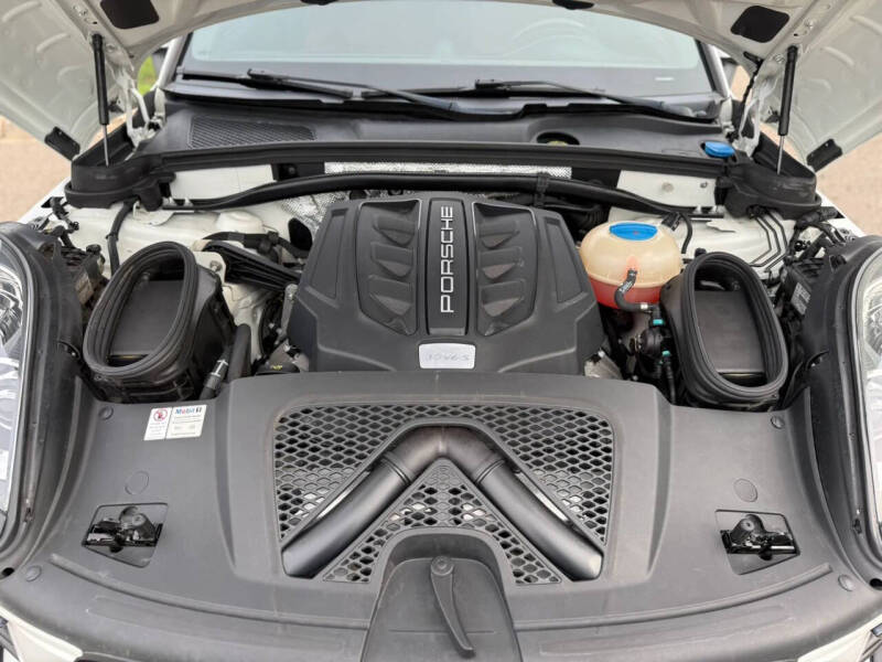 2018 Porsche Macan S