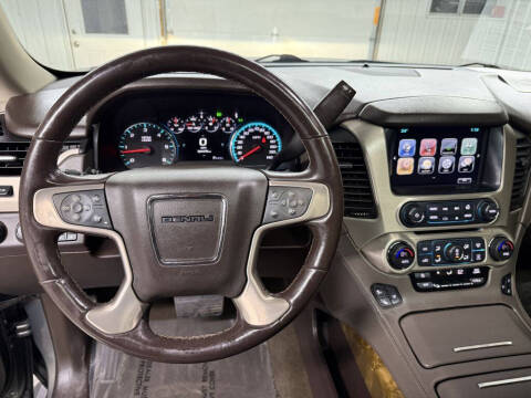 2017 GMC Yukon XL Denali